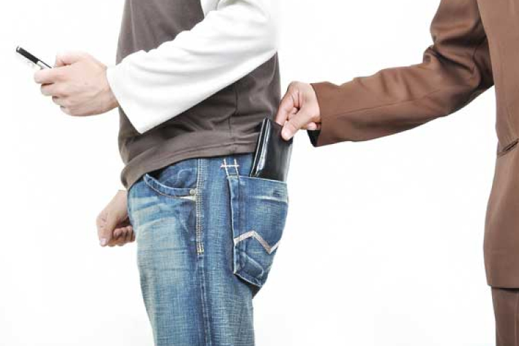  A zsebéből lopta ki a pénzt Csikóstőttősön