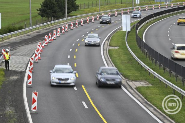 A magyarországi gépjárműpiac 8,6 százalékkal bővült az idén az első háromnegyed évben