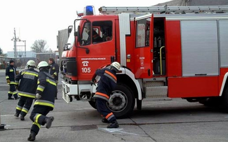 Vasúti balesetet szimuláltak Dombóváron