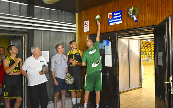 Bálind József-ről nevezték el a Szuhay Sportcentrum kosárlabda csarnokát