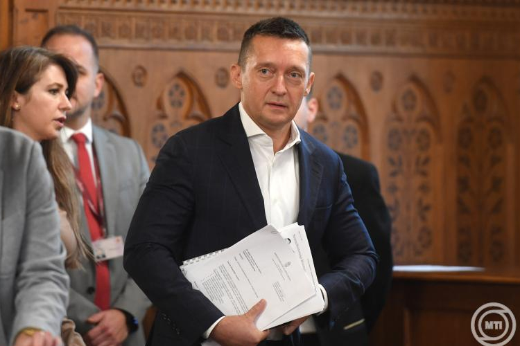 Az amerikai pénzügyminisztérium levette Rogán Antalt a szankciós listáról