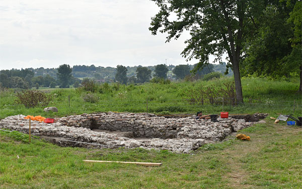 A dombóvári Gólyavár feltárása az idei ásatási szezonban újabb ismeretekkel bővítette a vár történetét